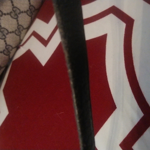 Gucci - Picture 6 of 12